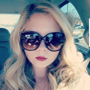 Meet your Posher, Baylee